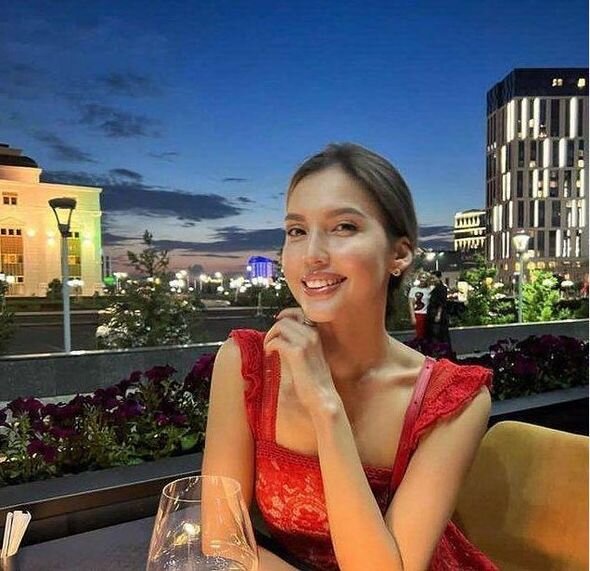 Qazaxıstanda YENİ QANUN: Arvadını döyərək öldürən keçmiş nazir ömürlük həbs ediləcək? - FOTO