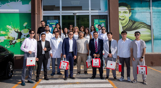 Özbəkistan universitetlərinin tələbələri "Ulduz" Şokolad Fabrikində istehsalat təcrübəsində iştirak ediblər