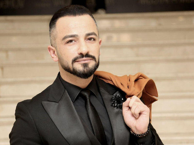 Azərbaycanlı aparıcı bir şəklini 1500 dollara SATIR