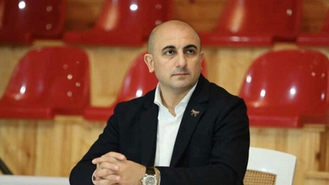 Federasiya prezidenti qəfil vəfat etdi