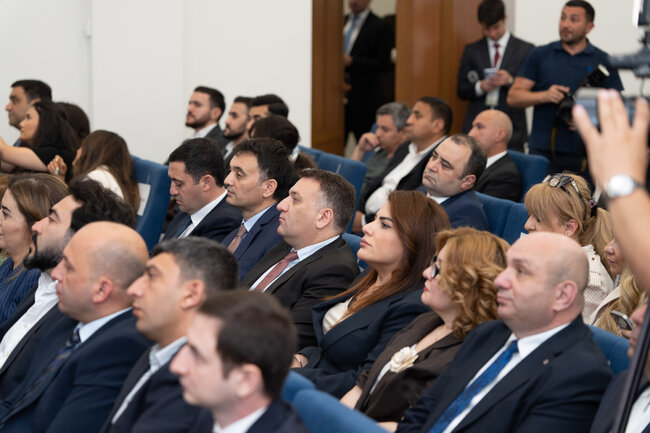 Veysəloğlu Şirkətlər Qrupundan Qarabağ Universitetinə təhsil dəstəyi – 50 tələbəyə təqaüd ayrıldı