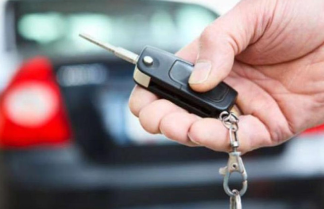 Maşınını satmaq istədi, başına bəla oldu