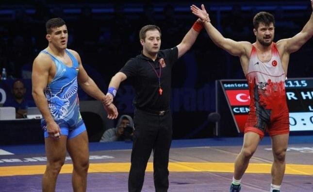 Güləş tarixində görünməyən qərar - Eyni çəkidə iki idmançı "qızıl" aldı