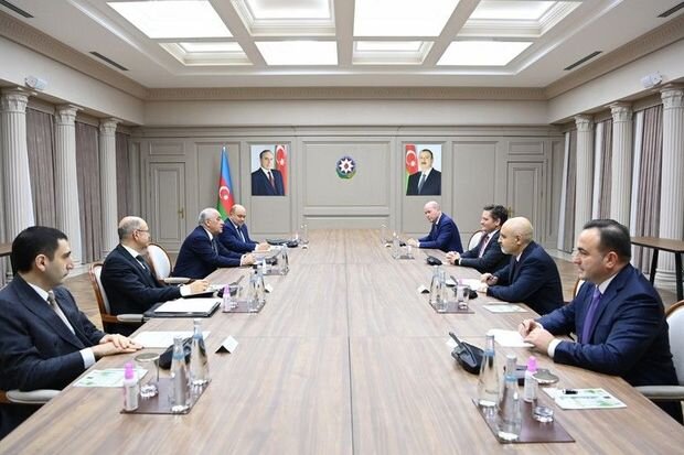 Baş nazir Əli Əsədov bp-nin vitse-prezidenti ilə görüşüb