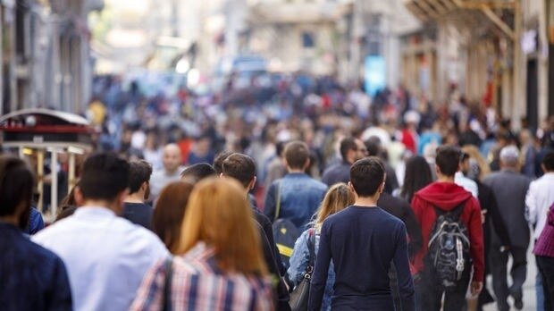 Əhalinin NƏZƏRİNƏ - Aprelin 6-da...