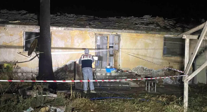 Gənc oğlan anasını yaraladı, onun iş yoldaşını isə qətlə yetirdi