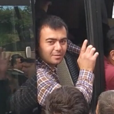 Oğlunun arzusunu yerinə yetirməyən şəhid anası: "Hər dəfə güzgüyə baxanda utanıram"