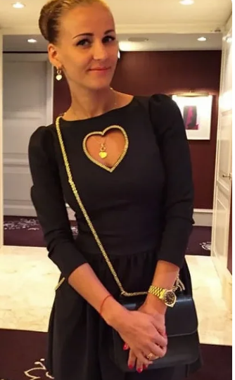 Azərbaycanlı gəlini olan və 5 dəfə evlənən Van Dammın ailəsində XOŞ GÜN - FOTO