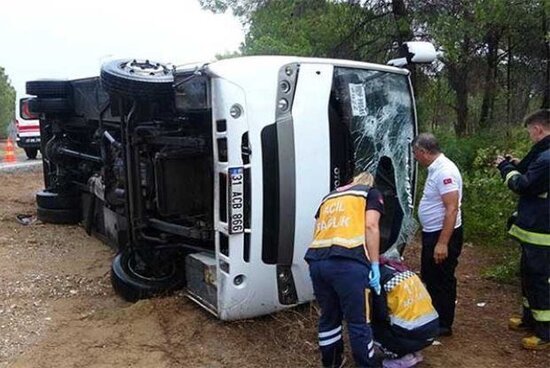 Türkiyədə rus turistləri daşıyan avtobus aşıb: Yaralılar var