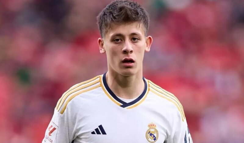 Arda Gülere oyun sonrası böyük sürpriz