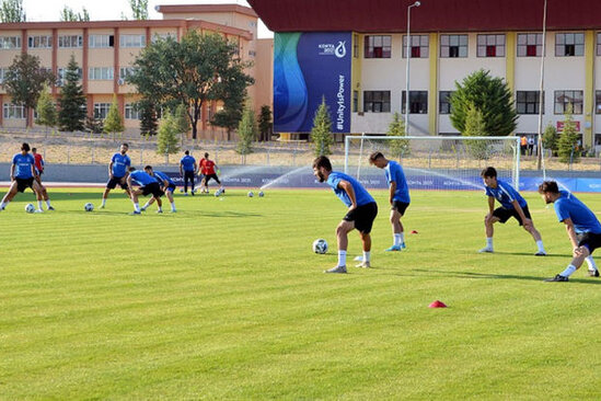 İslamiada: Azərbaycanın futbol millisi mübarizəyə start verir