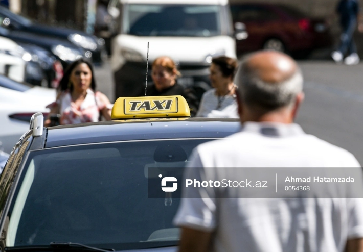 Qeydiyyatdan keçə bilməyən taksi sürücülərini hansı güzəştlər gözləyir?
