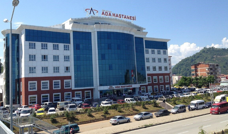 Xəstəxanadan "əzələ ağrısı" diaqnozu ilə evə göndərdilər, yolda ürəyi dayandı