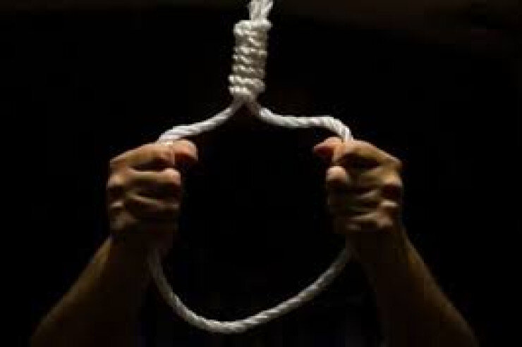 Azərbaycanda DƏHŞƏT: övladlarına həsrət qalan ata özünü asdı