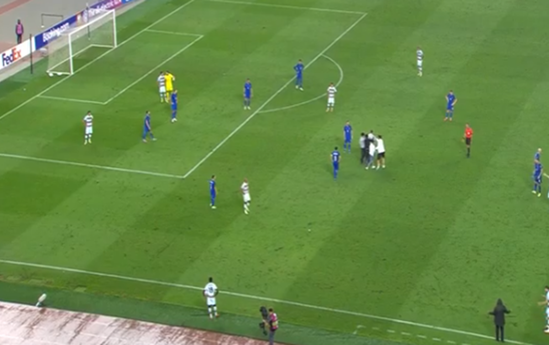 Azərbaycan - Portuqaliya matçında meydana azarkeşlər girdi