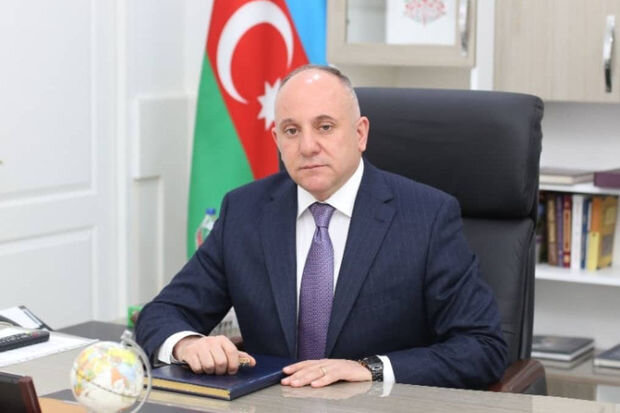 Həbs olunan sabiq rəis: "Direktorun əri mənə 30 min rüşvət təklif etdi, razılaşdım"