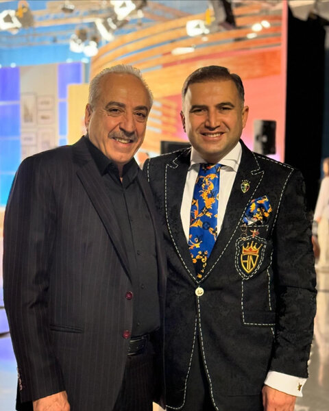 Hacı Nuran "Kurtlar Vadisi Pusu" aktyoruna son model avtomobil HƏDİYYƏ ETDİ - FOTOLAR+VİDEO