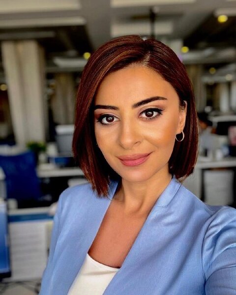 AzTV-nin aparıcısı ölkədən getdi - Fotolar