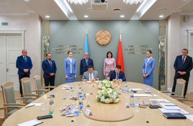 Belarus Parlamentinin sədri "Azərbaycan-Belarus Gənclər Forumu"nun iştirakçılarını qəbul etdi - FOTOLAR