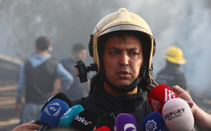 Taleh Babayev: Taxta bazarındakı yanğında 1000 m²-ə yaxın taxta yanıb