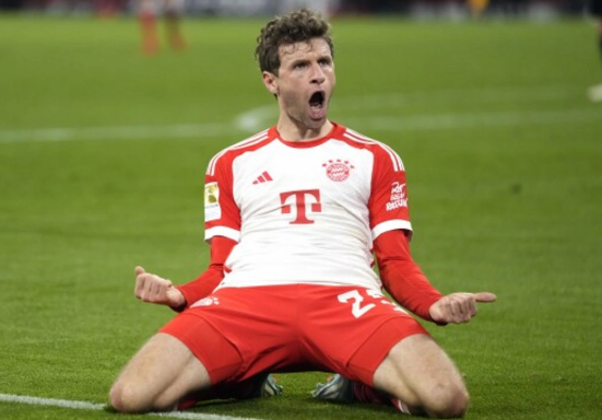 Tomas Müller "Bavariya"dan ayırlacağını rəsmi olaraq açıqladı