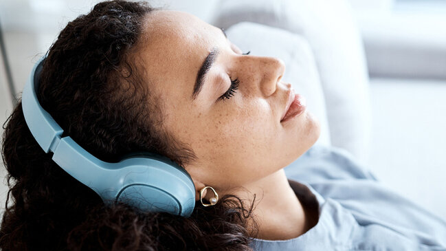 Musiqi zövqlərinin yaşla necə dəyişdiyi açıqlandı