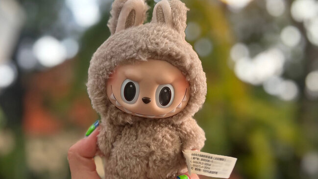 Labubunun yaradıcısı 38 yaşında dünyanın ən varlı 100 adamı sırasına daxil oldu