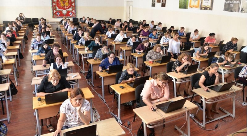 Sertifikatlaşdırmadan kəsilən 147 müəllim məktəbdə başqa işlə təmin edilib