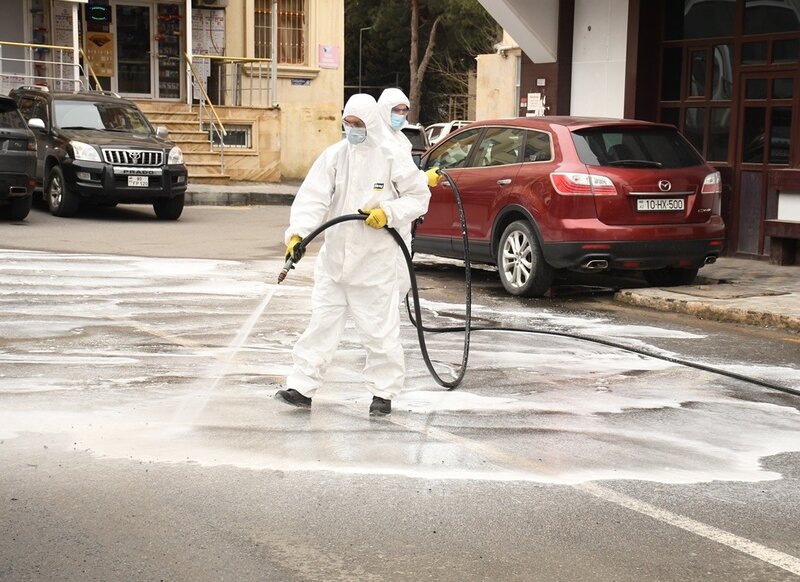 Bu gün paytaxtın 555 küçəsi yuyuldu