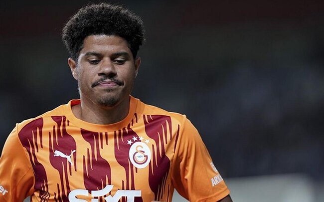 "Qalatasaray"ın futbolçusu yenidən karyerasını İngiltərədə davam etdirə bilər