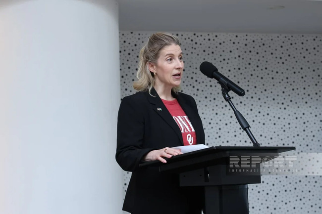 Emi Karlon: ABŞ azərbaycanlı tələbələr üçün əsas istiqamətlərdən biri olaraq qalır