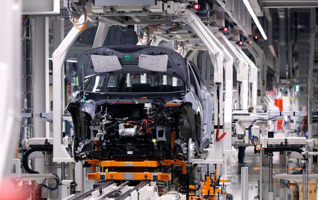 Alman avtomobil sənayesi Çin faktoruna görə ixtisarlara başlayıb