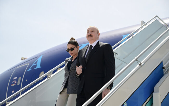 Prezident xanımı ilə Türkiyədədir - Fotolar