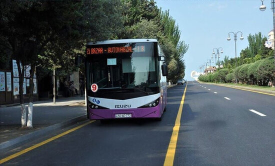 Bakıda avtobusda gənc qıza qarşı əxlaqsızlıq edən şəxs saxlanıldı - FOTO