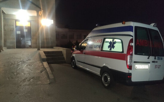 Bakıda gənc evində xəncərlə vuruldu