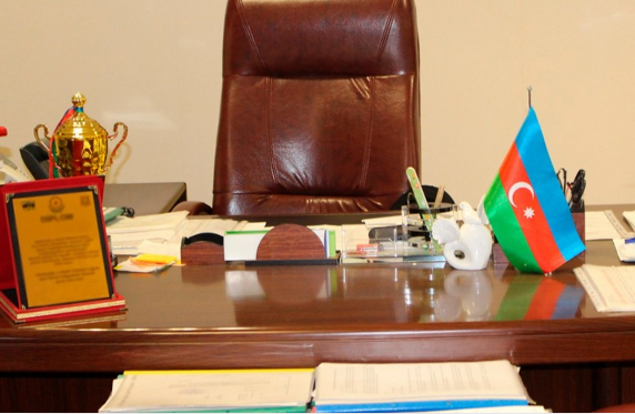 Dövlətə 10 min manat ziyan vuran məktəb direktoru barədə QƏRAR VERİLDİ