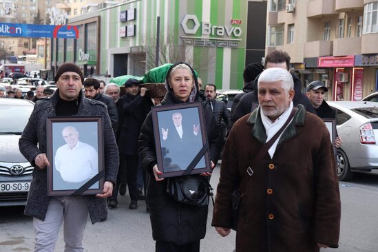 Xalq artisti Ramiz Novruzun son mənzilə yola salınır-FOTOLAR-YENİLƏNİR