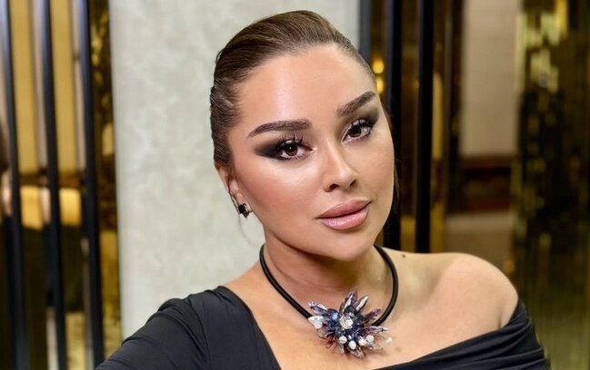 "Yazdıqlarınız heç vecimə də deyil"