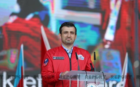 Selçuk Bayraktar "TEKNOFEST"lə bağlı paylaşım edib: "Türkün gücünü dünya görsün, yerini bilsin"