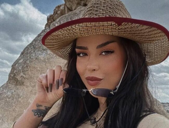 "Yasak elma"nın aktrisası rəfiqəsini QƏTLƏ YETİRDİ - FOTO