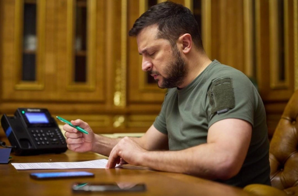 Zelenski: "ABŞ-nin susqunluğu Putini həvəsləndirir"