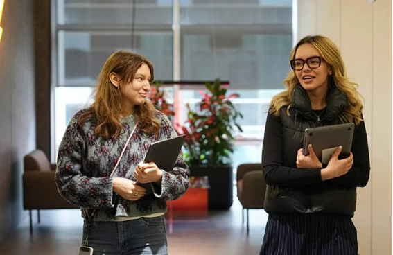 Beyin istidə yavaşlayır: Yayda işləməyin doğru saatları açıqlandı