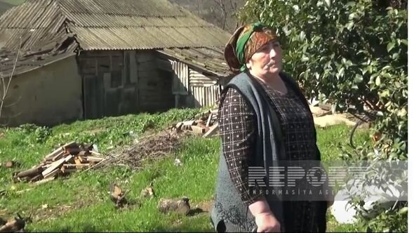 İtkin düşən qadının anası: "Qızım hamilə olanda əri onu Türkiyədə dilənçiliyə məcbur edib"