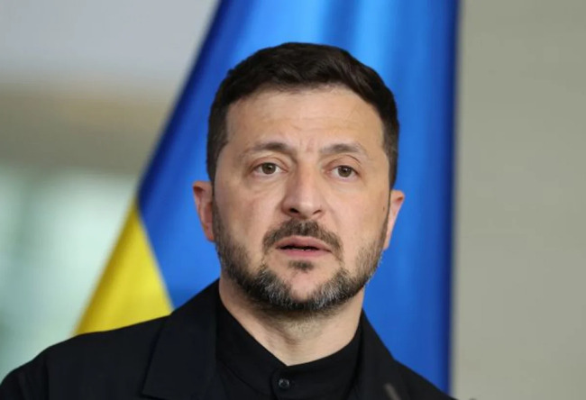 Zelenski: Ukrayna vacib danışıqlara hazırlaşır