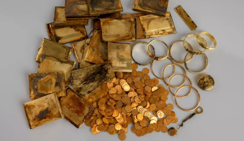 Dağda gəzərkən bir qutu qızıl tapdılar