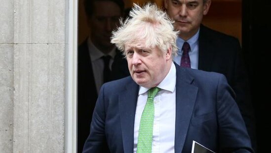 "Boris Conson bu gün istefa verəcək" - İngiltərə mətbuatı