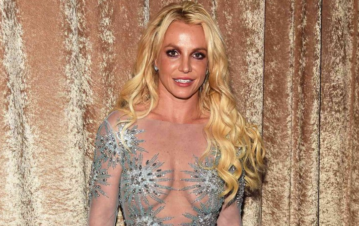 Britni Spirs adını dəyişdi