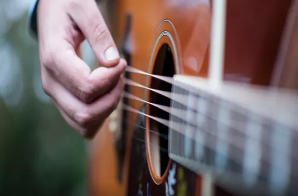 Niyə mahnılar daim başınızda ilişib qalır? - elm adamları sirri açdılar