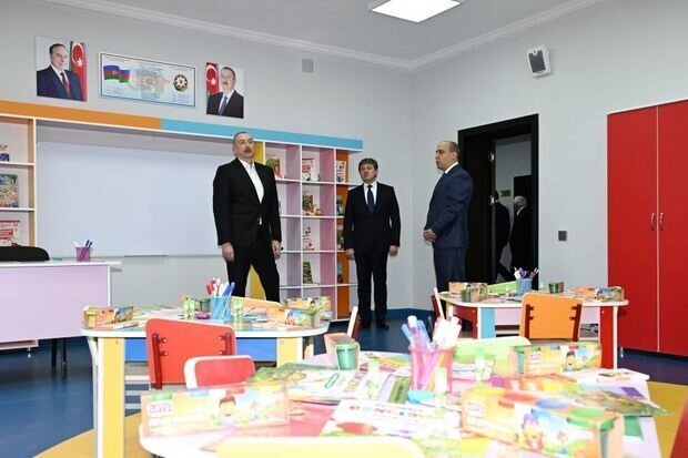 Prezident Bum qəsəbəsində tam orta məktəbin yeni binasının açılışında iştirak edib - FOTO