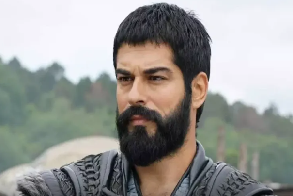 Bu müqavilə Burak Özçivitə 45 milyon qazandırdı